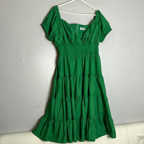 Rebdolls Dresses & Skirts - RebdollS MOMENT PEASANT TOP LAYERED MIDI SKATER DRESS - GREEN plus 1X women’s